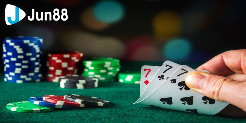 Chú ý lực tay khi tiến hành xào bài gian lận